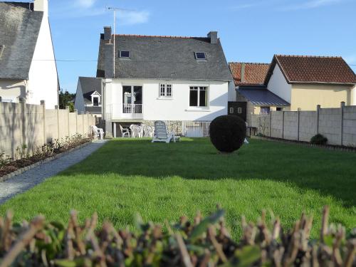 Holiday Home La Saudrais : Guest accommodation near Lancieux