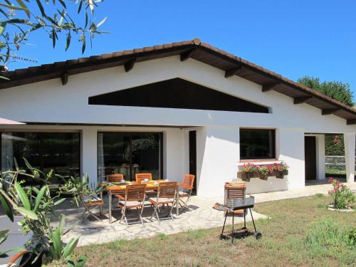 Holiday Home Roitelet : Guest accommodation near Sainte-Eulalie-en-Born