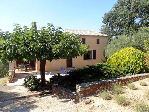 Holiday Home Josette : Guest accommodation near Joucas
