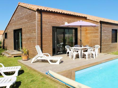Villa Villa Les Oyats : Guest accommodation near Le Girouard