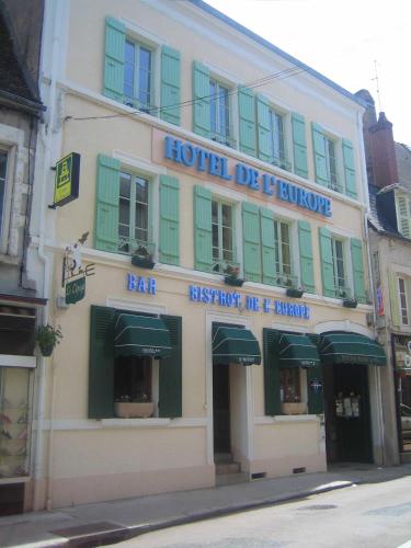 Logis de L'Europe Restaurant Le Cepage : Hotel near Tamnay-en-Bazois