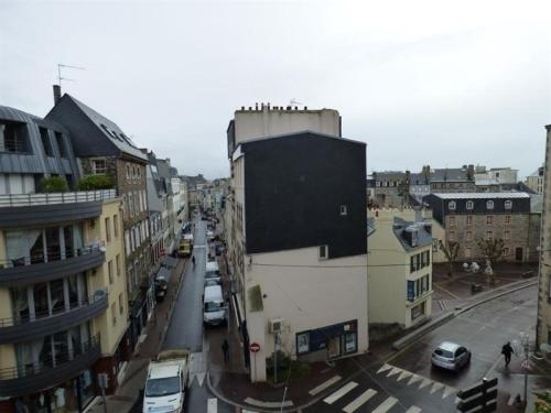 Apartment Granville appartement 2 pieces proche de la plage : Apartment near Bréville-sur-Mer