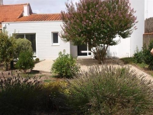 Rental Villa Beau Jardin : Guest accommodation near Sainte-Foy