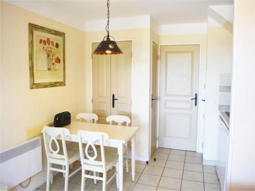 House Grospierres - 5 pers, 39 m2, 2/1 : Guest accommodation near Beaulieu