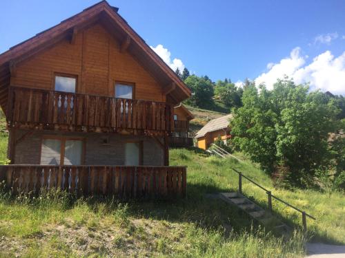 Chalet Pra Loup : Guest accommodation near Les Thuiles