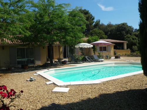 VENT COUVERT 84 : Guest accommodation near Buoux