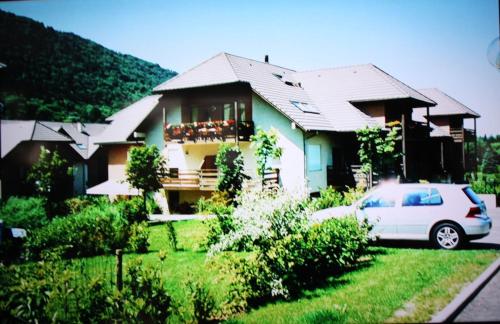 Résidence bord du lac Annecy : Apartment near Mûres
