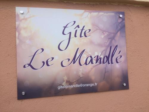 Gite Le Mandlé : Guest accommodation near Bennwihr