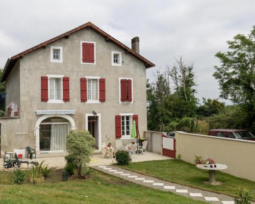 Chambre d'hôtes Lescarboura : Bed and Breakfast near Guinarthe-Parenties