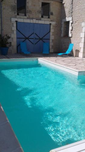 Maison avec piscine proche plage : Guest accommodation near Vérines