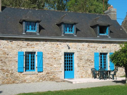 Ferienhaus La Foret-Fouesnant 105S : Guest accommodation near Saint-Yvi