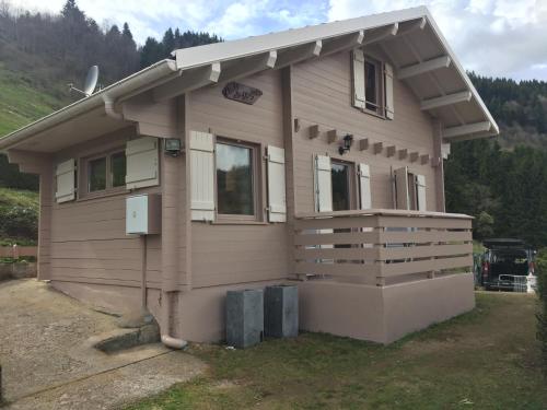 Les Bruyeres : Guest accommodation near Rochesson