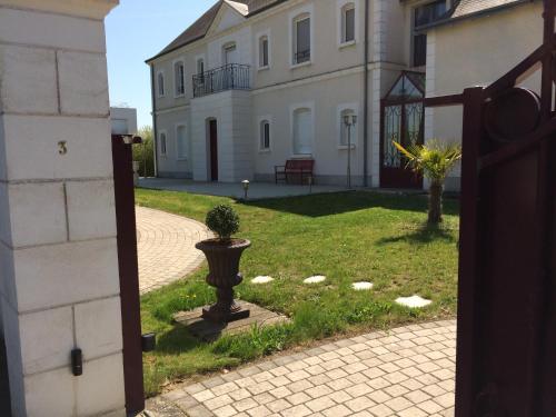 Villa Bolero : Guest accommodation near Parçay-Meslay