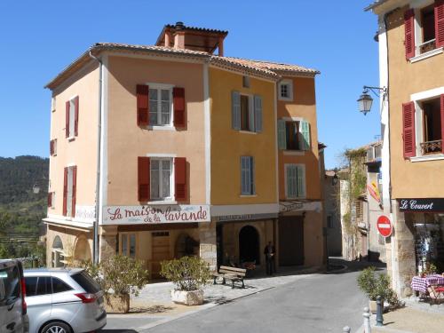 Lou Mistral : Guest accommodation near Blieux