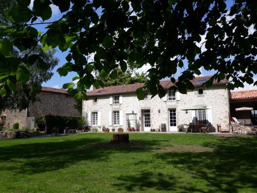 Le Domaine de la Lorien : Guest accommodation near Bretignolles