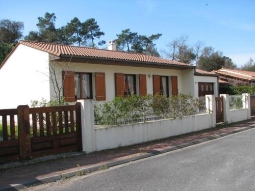 Villa Ronce Les Bains 17 : Guest accommodation near Bourcefranc-le-Chapus