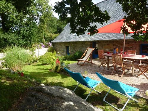 Holiday home Huelgoat : Guest accommodation near Loqueffret