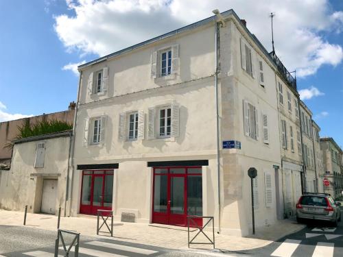 Centre Ville : Apartment near Sainte-Soulle