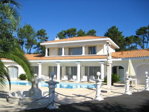 Villa Rue Albert Camus : Guest accommodation near Tarnos