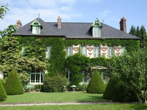 Le Clos des ifs : Bed and Breakfast near Tocqueville-les-Murs