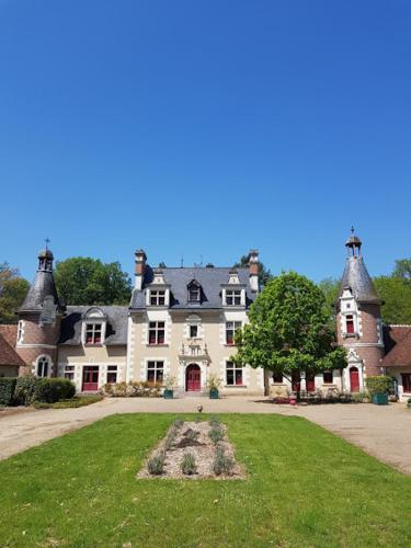 Château de Troussay Loire Valley : Bed and Breakfast near Cormeray