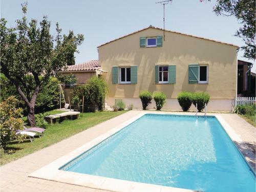 Holiday Home Molleges Les Acacias : Guest accommodation near Verquières