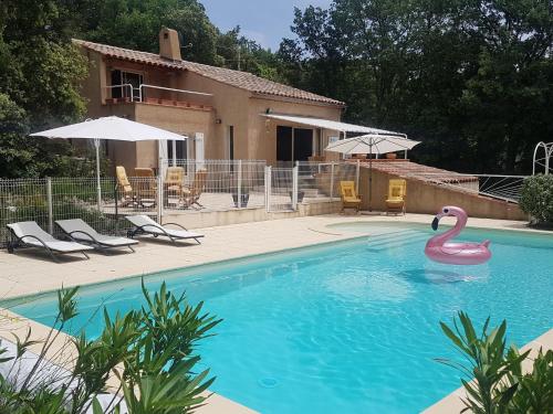 Villa - Régusse : Guest accommodation near Montmeyan