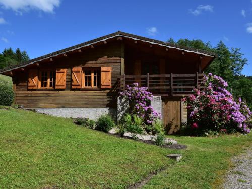 Chalet Claudel : Guest accommodation near Sapois