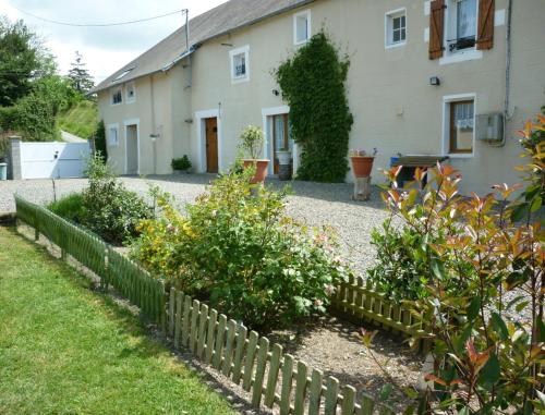 La Parisière : Bed and Breakfast near Le Mesnil-Amand