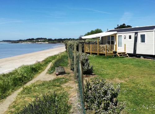 Camping Les Goélands : Guest accommodation near Billiers