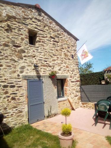 Gîte du Pré Fou : Guest accommodation near La Merlatière