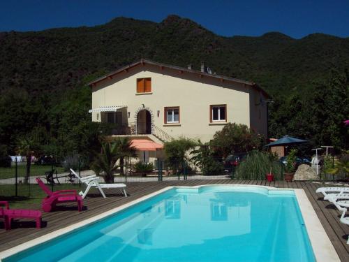 La Riviere Lune : Bed and Breakfast near Escouloubre