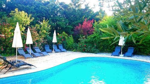 Holiday home Chemin de la Pinede : Guest accommodation near Paradou