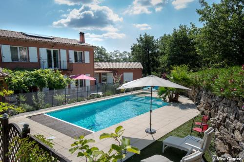 Villa familiale Fayence : Guest accommodation near Tourrettes