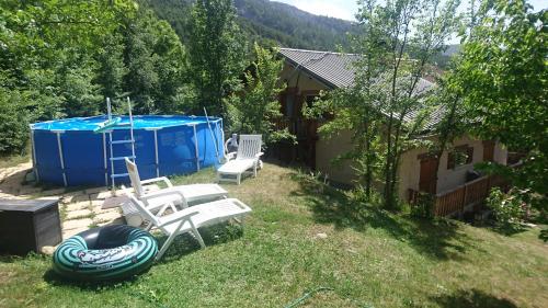 chambre les ormes : Bed and Breakfast near Meyronnes