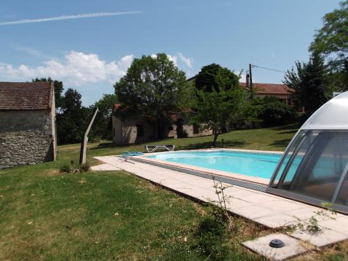 Tissendie : Guest accommodation near Saint-Nazaire-de-Valentane
