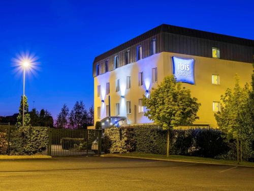 ibis budget Amboise : Hotel near Saint-Martin-le-Beau