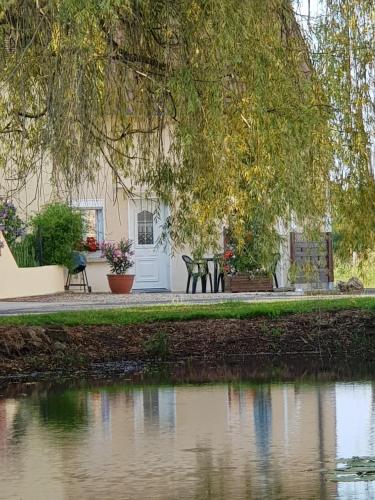 Gîte Les Sassiers : Guest accommodation near Saint-Brisson-sur-Loire