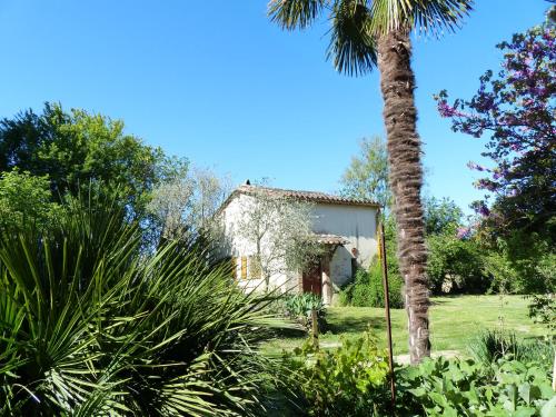 Le Gîte des Oliviers : Guest accommodation near Ricaud