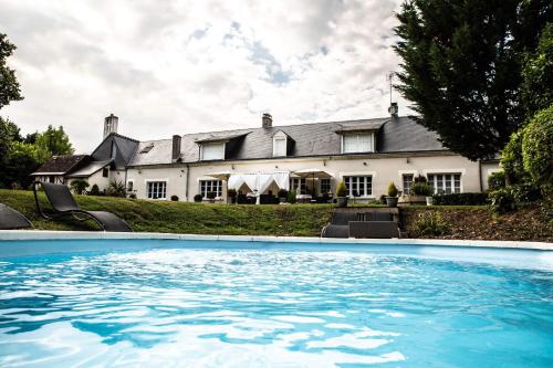 chambres d'hotes saint hubert : Bed and Breakfast near Neuville-sur-Brenne
