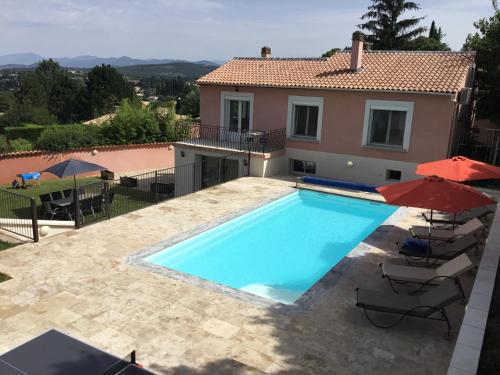 bella villa : Guest accommodation near Suzette