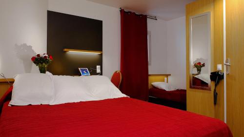 In Hotel : Hotel near Autreville-sur-Moselle