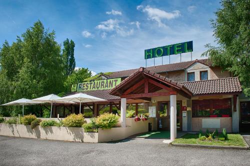 Logis Des Trois Massifs : Hotel near Champagnier