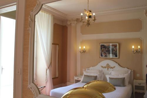 Best Western Plus Hôtel D'Anjou : Hotel near Sainte-Gemmes-sur-Loire
