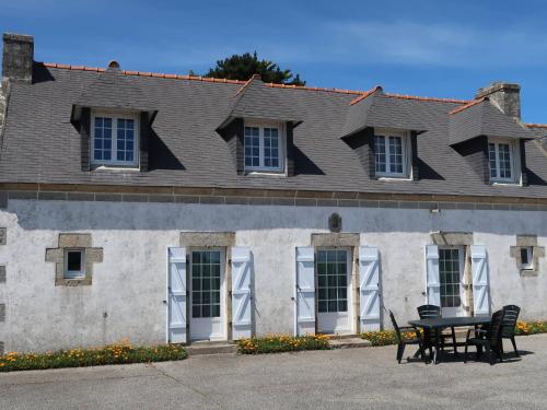 Ferienhaus Plozevet 106S : Guest accommodation near Guiler-sur-Goyen