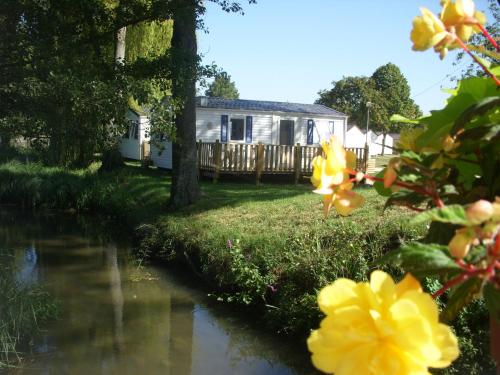 Camping Au Coeur de Vendome : Guest accommodation near Villiersfaux