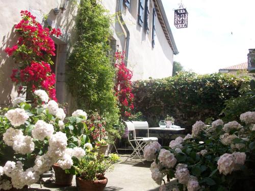Chambres d'Hôtes Aroha : Bed and Breakfast near Oeyregave