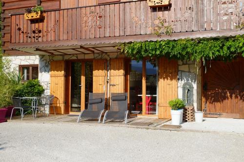 Annecy-Lake and Mountains - Savoie France : Apartment near Leschaux