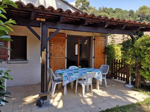 Résidence Cap Azur Maison N° 41 : Guest accommodation near Villeneuve-Loubet