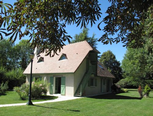 L'Orée de Giverny : Bed and Breakfast near Dammartin-en-Serve